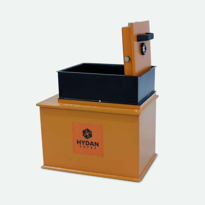 picture of Hydan Clubman Square Door Underfloor Safe, 6k Cash Rated, Size 1