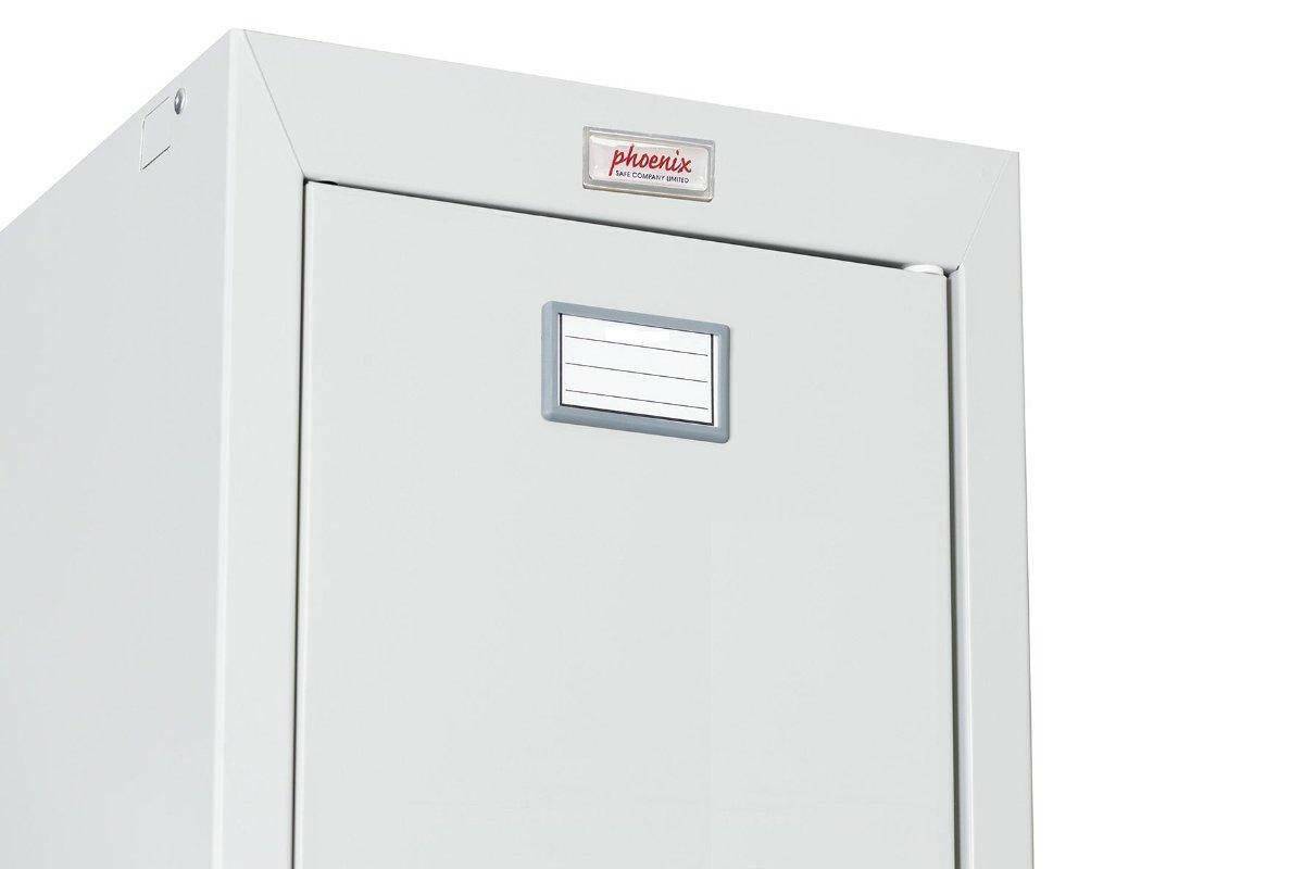 Top section of Phoenix CD1130 locker with label holder